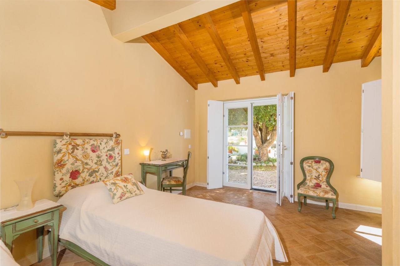 Gotas De Luar Turismo Rural Guest House Вила Нова де Милфонтеш Стая снимка
