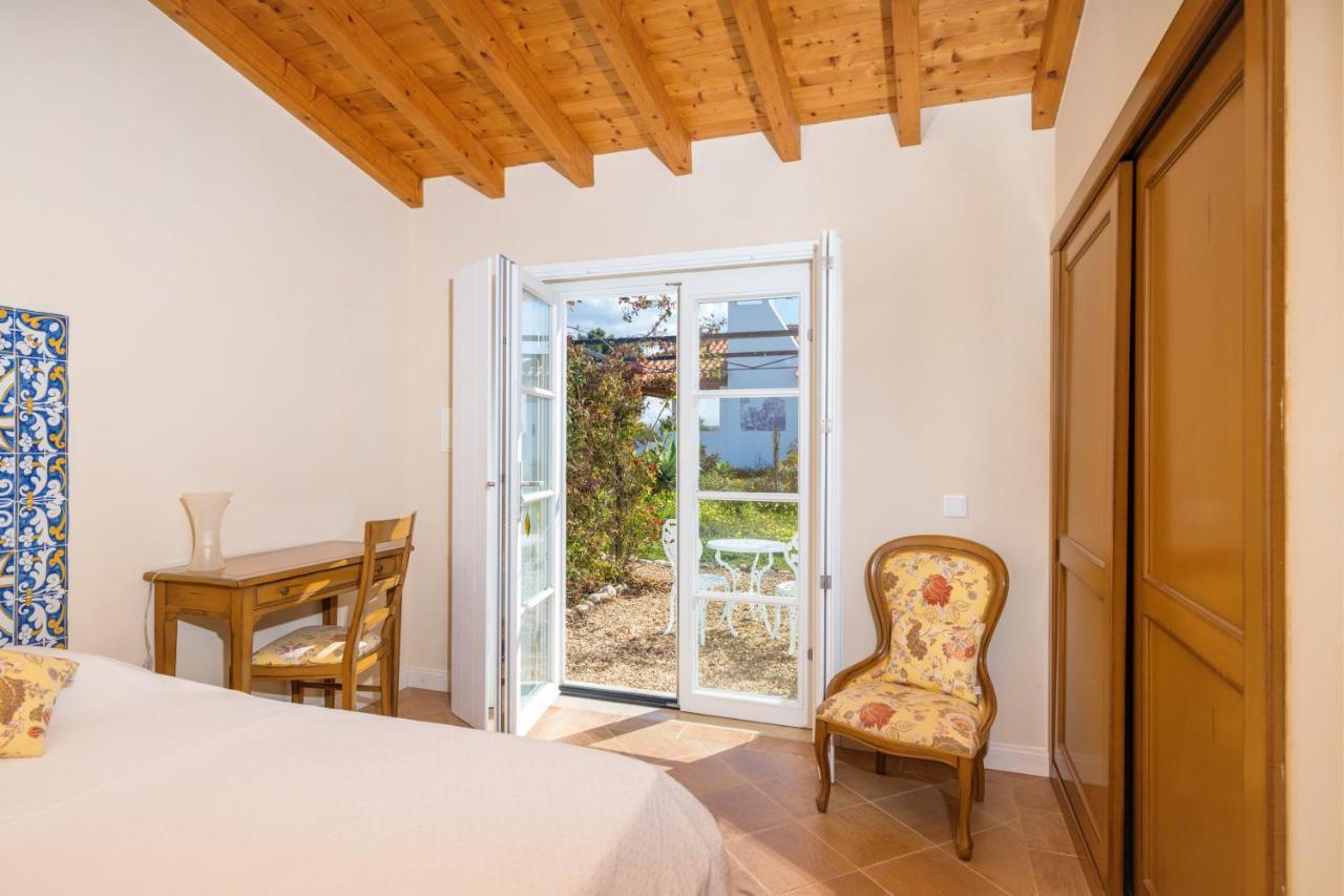 Gotas De Luar Turismo Rural Guest House Вила Нова де Милфонтеш Екстериор снимка