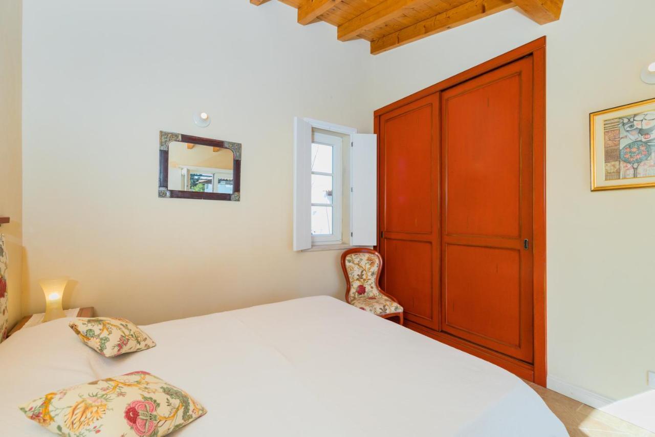 Gotas De Luar Turismo Rural Guest House Вила Нова де Милфонтеш Екстериор снимка