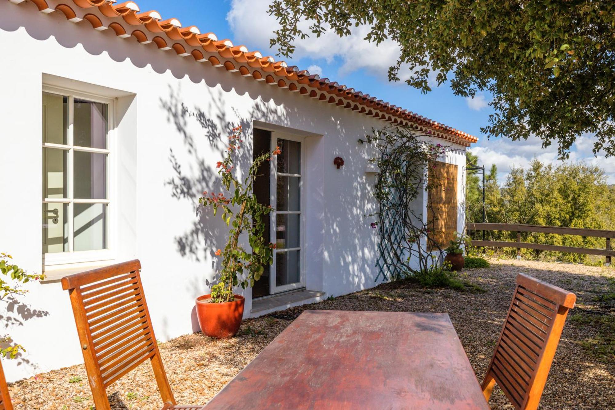 Gotas De Luar Turismo Rural Guest House Вила Нова де Милфонтеш Екстериор снимка