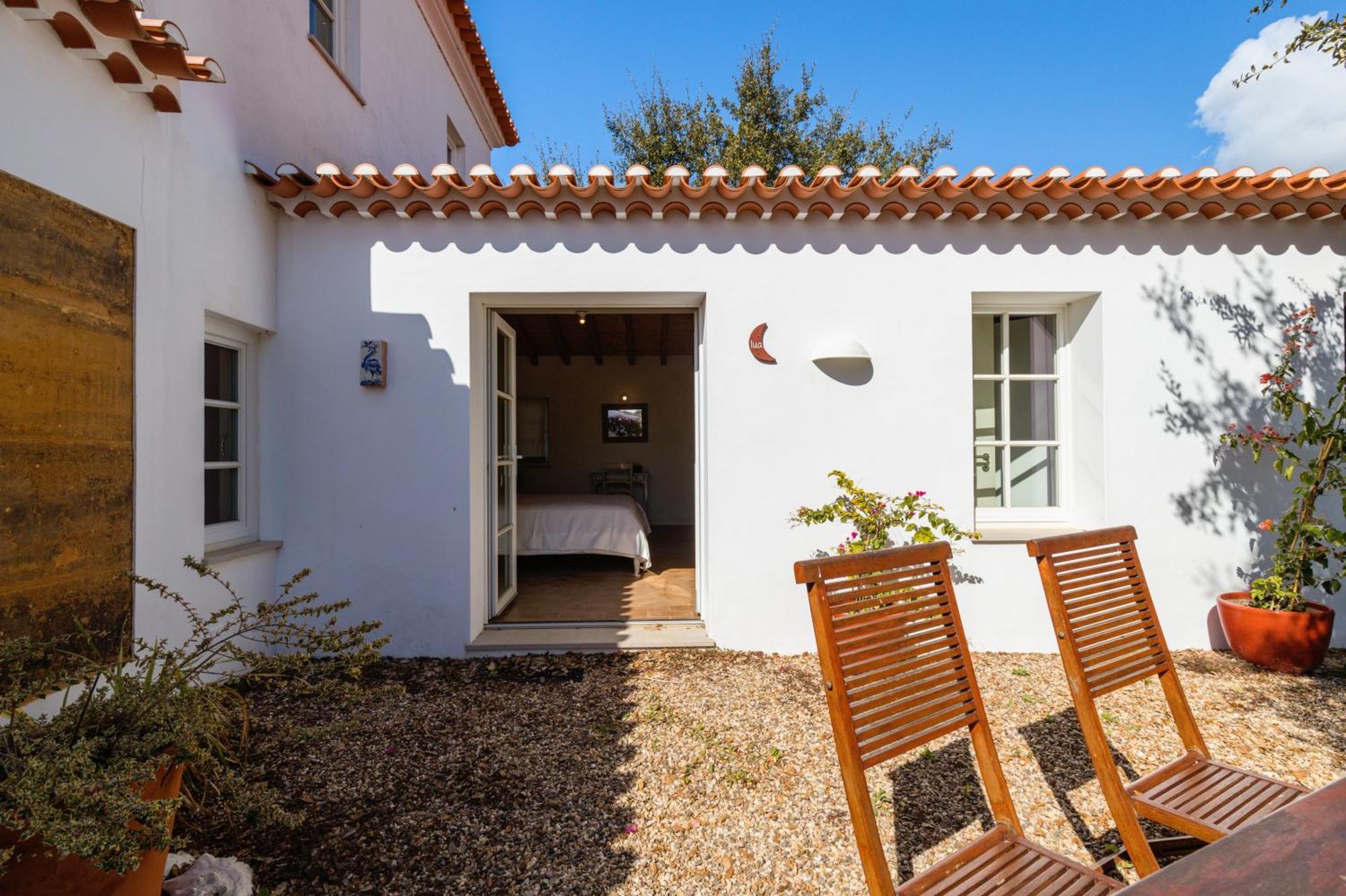 Gotas De Luar Turismo Rural Guest House Вила Нова де Милфонтеш Екстериор снимка